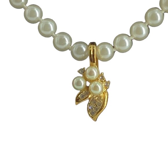 Vtg ROMAN Faux Pearl Necklace Enhancer Clear Rhinestone Pendant Signed 18" - Picture 3 of 6